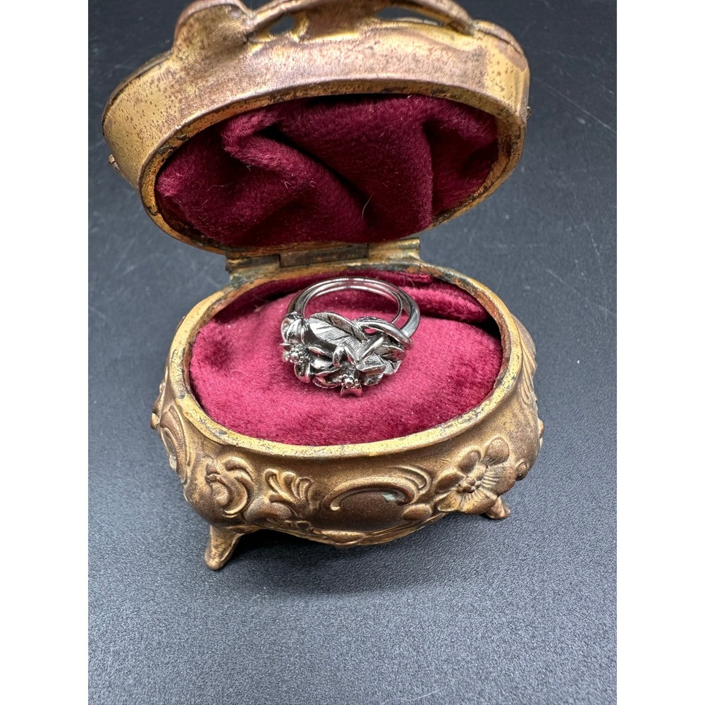 Avon Vintage Orchards Floral Ring Silver Tone Flower Leaf Statement Jewelry